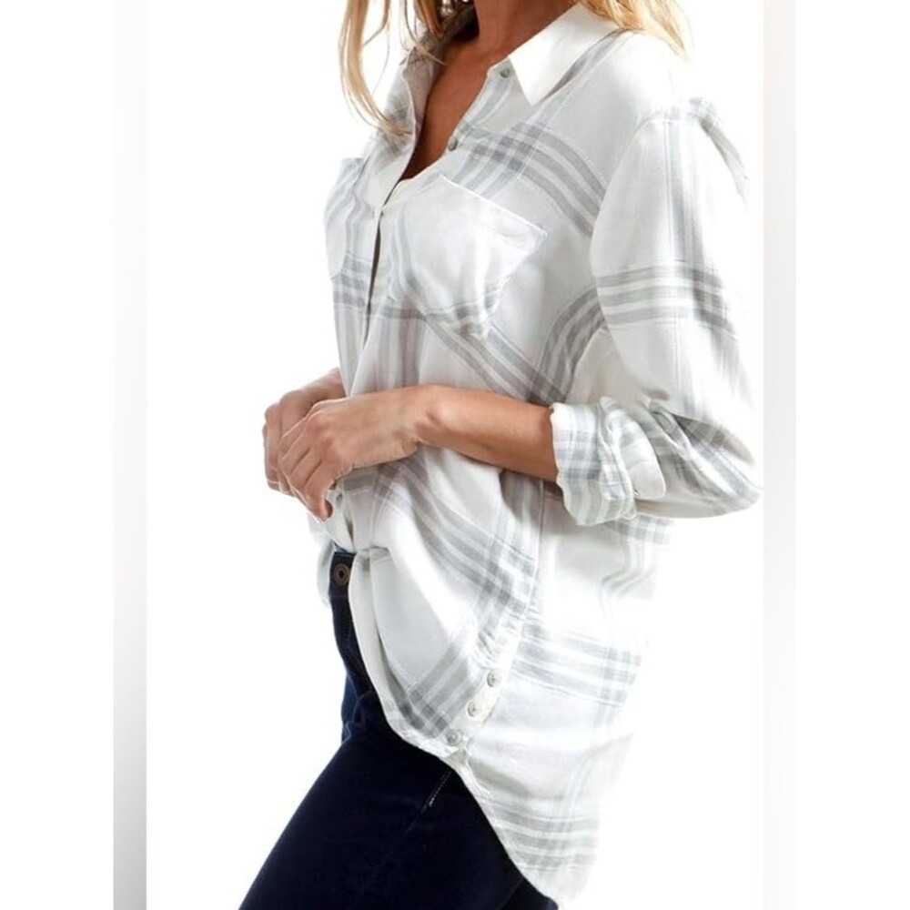 Lucky Brand Long Sleeve Button Side Lightweight Plaid Collared Shirt. Large.